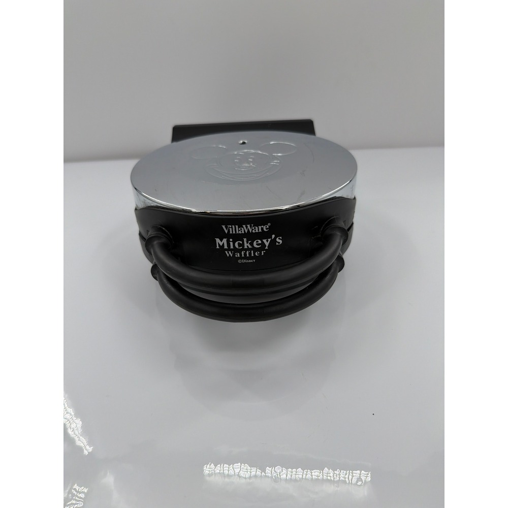 VillaWare Mickey's Waffler Mickey Mouse Waffle Maker Chrome 5555-01 Disney Black